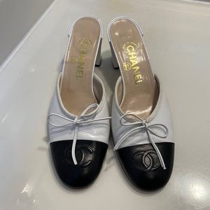 Chanel kitten heels